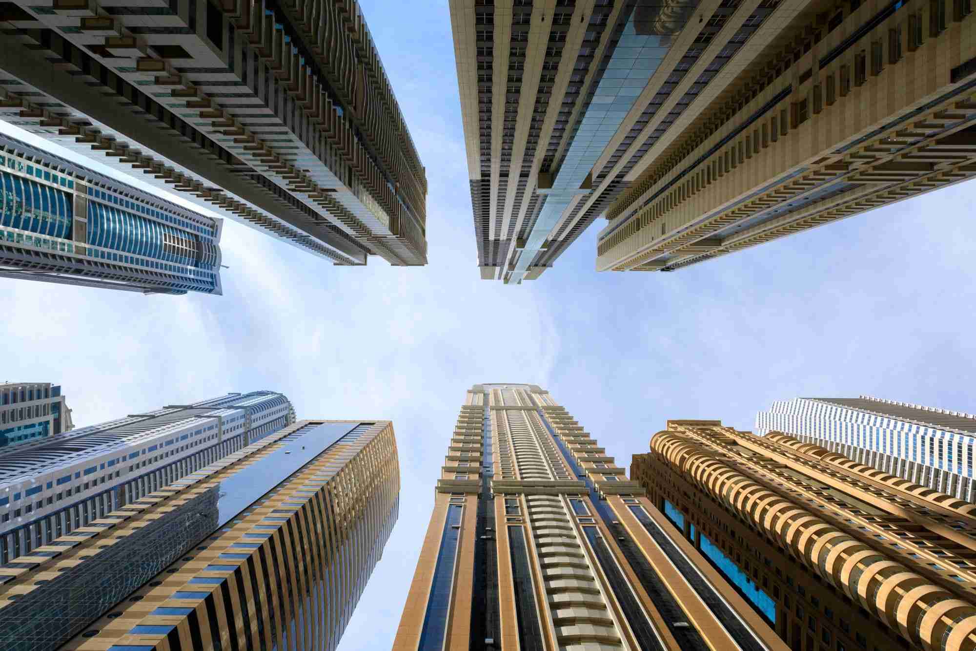 Photo de Dubaï par Aleksandar Pasaric illustrant les démarches pour devenir propriétaire immobilier dans la ville.