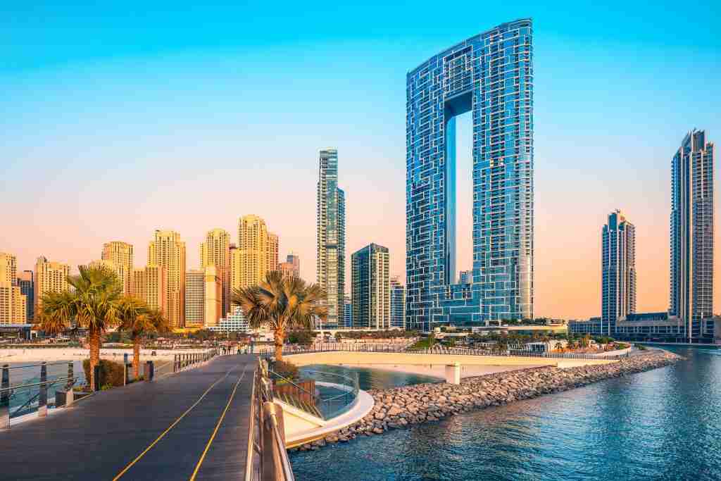 Investir à Dubai sans habiter sur place : est-ce possible ?